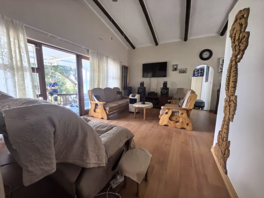 3 Bedroom Property for Sale in Fraaiuitsig Western Cape